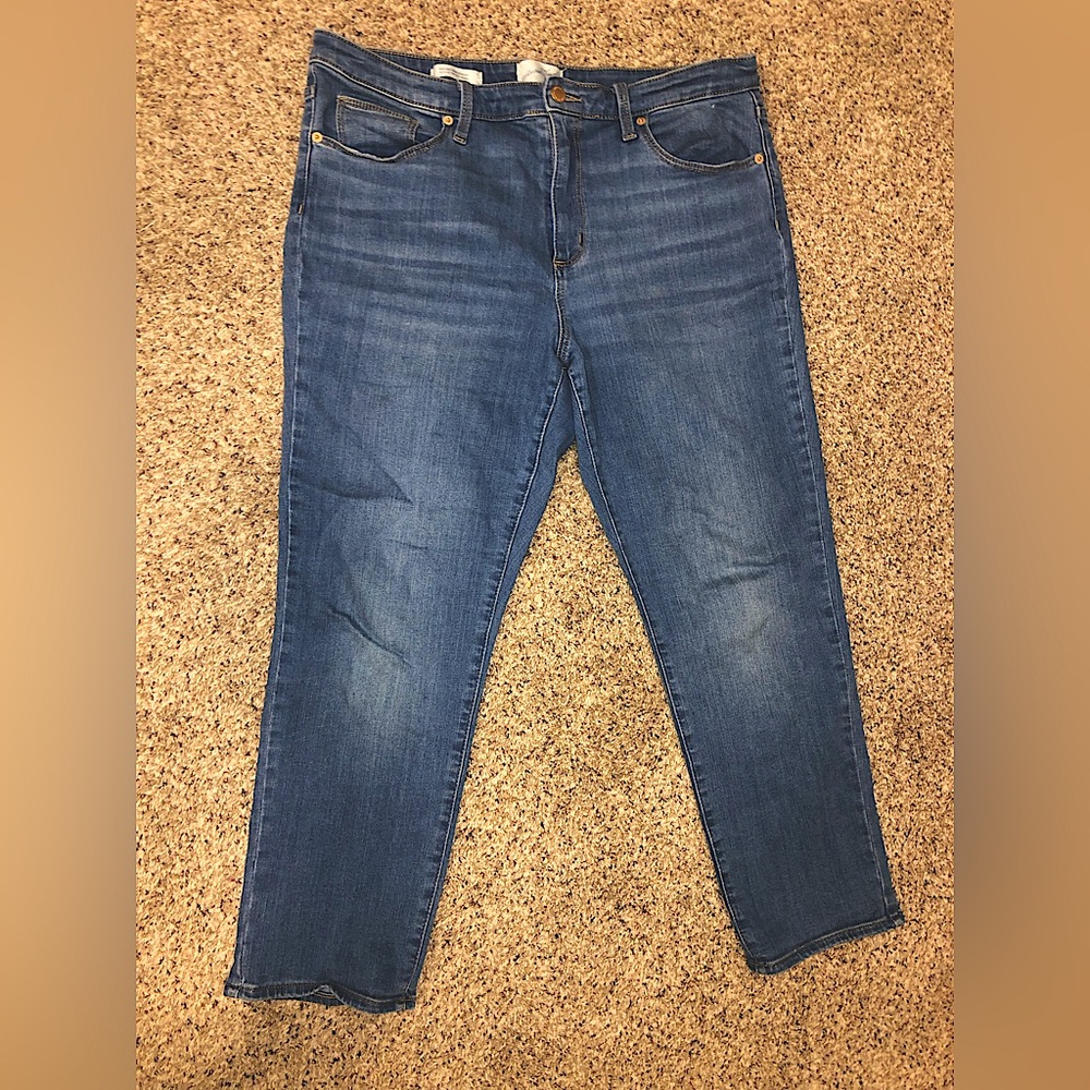 Universal Thread Goods Co. ‘High Rise Slim Straight’ Jeans